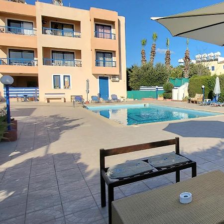 King Philips Paphos Exterior foto
