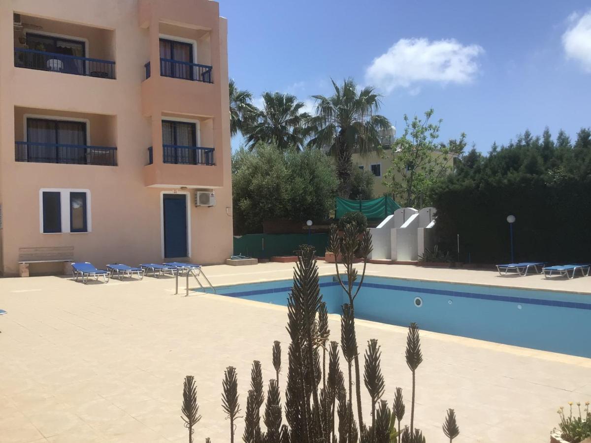 King Philips Paphos Exterior foto
