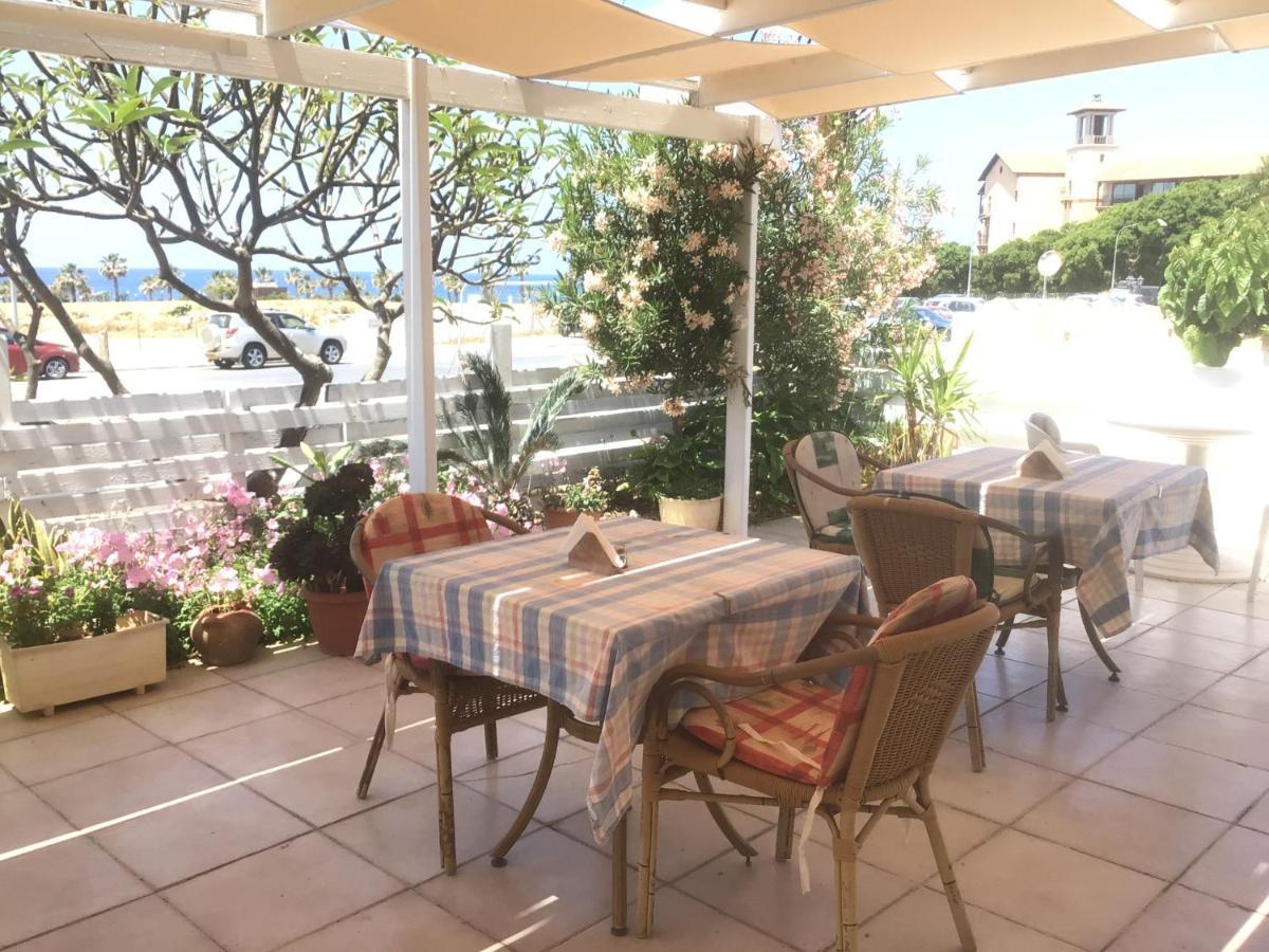 King Philips Paphos Exterior foto